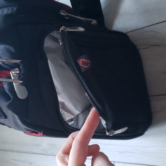 3/$12 Unisex diaper bag - Picture 5 of 8